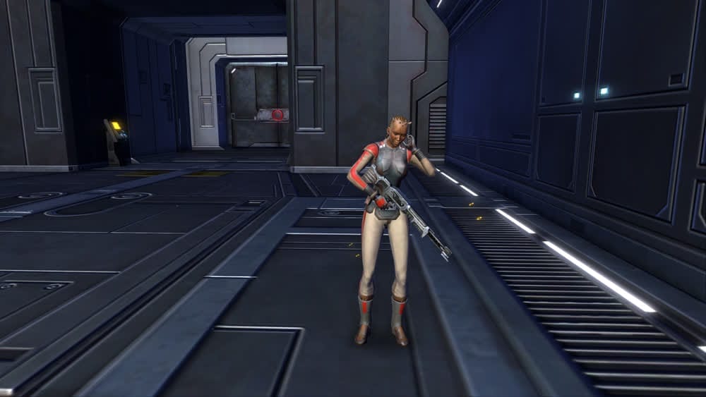 SIS Agent (Female)