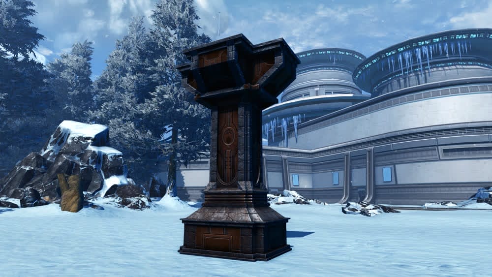 Enclave Brass Three-Way Column